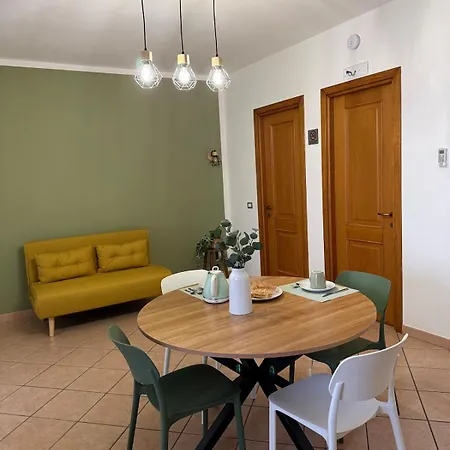 Apartment Casa Rina *